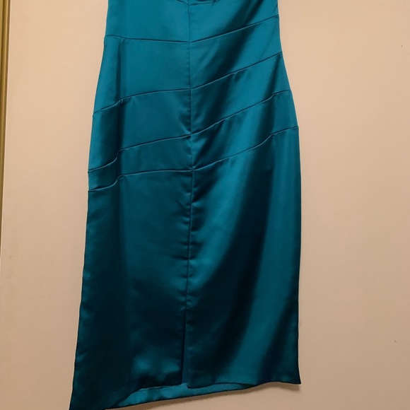 Stretch Satin One shoulder knee length dress - Picture 3 of 3